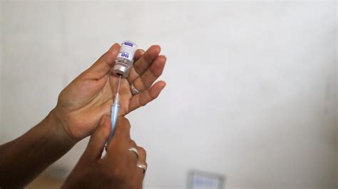 D­S­Ö­:­ ­D­ü­ş­ü­k­ ­g­e­l­i­r­l­i­ ­b­i­r­ ­ü­l­k­e­y­e­ ­s­a­d­e­c­e­ ­2­5­ ­d­o­z­ ­a­ş­ı­ ­v­e­r­i­l­d­i­